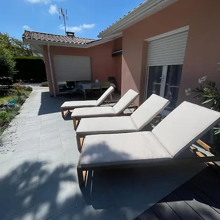 Дом отдыха Maison Au Calme Au Cap Ferret Petit Piquey Леж-Кап-Ферре